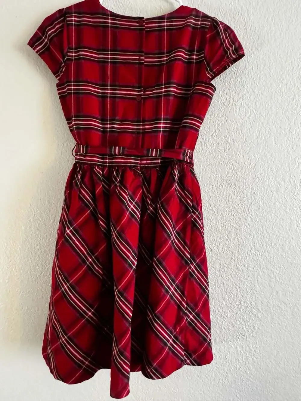 Carters classic red